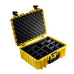OUTDOOR resväska i svart med vadderade delare 430x300x170 mm Volume: 22,1 L Model: 5000/Y/RPD
